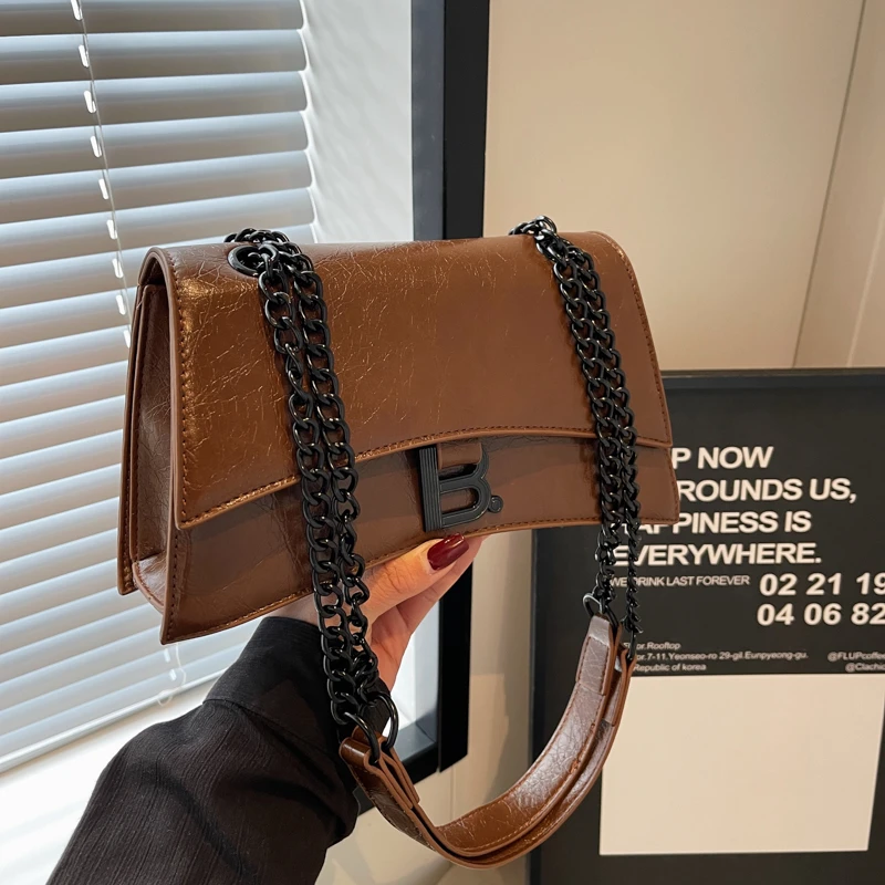 轻奢高档包包女2025新款复古腋下包时尚通勤链条包单肩斜挎包