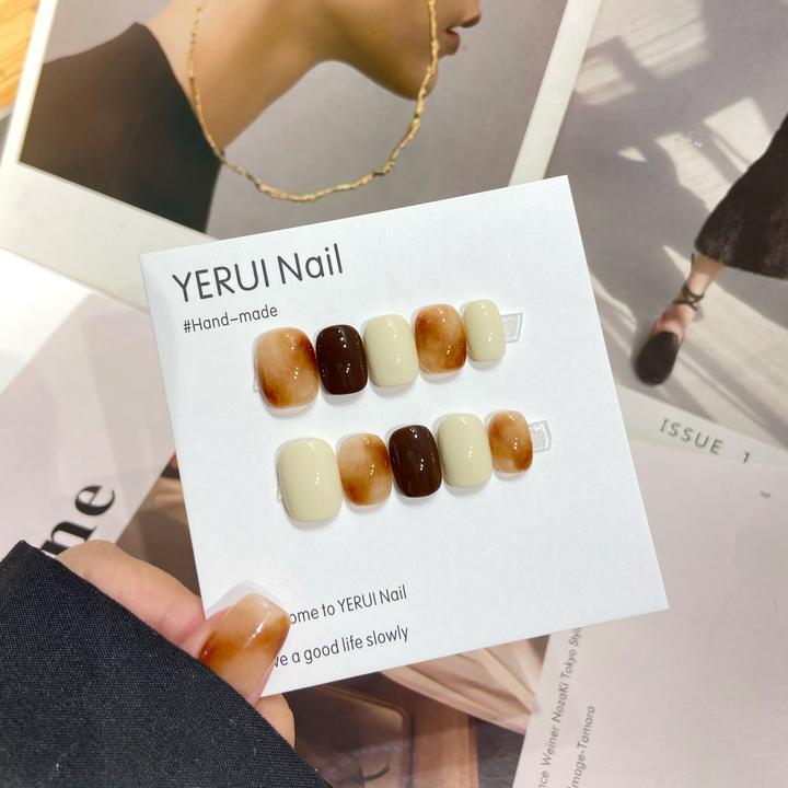 YR【板栗】光疗美甲手工短款穿戴甲简约气质高级感晕染美甲穿戴美甲