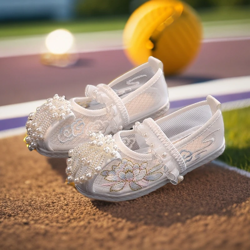 夏季透气女童汉服鞋镂空儿童绣花鞋子软底复古民族风凉鞋复古布鞋