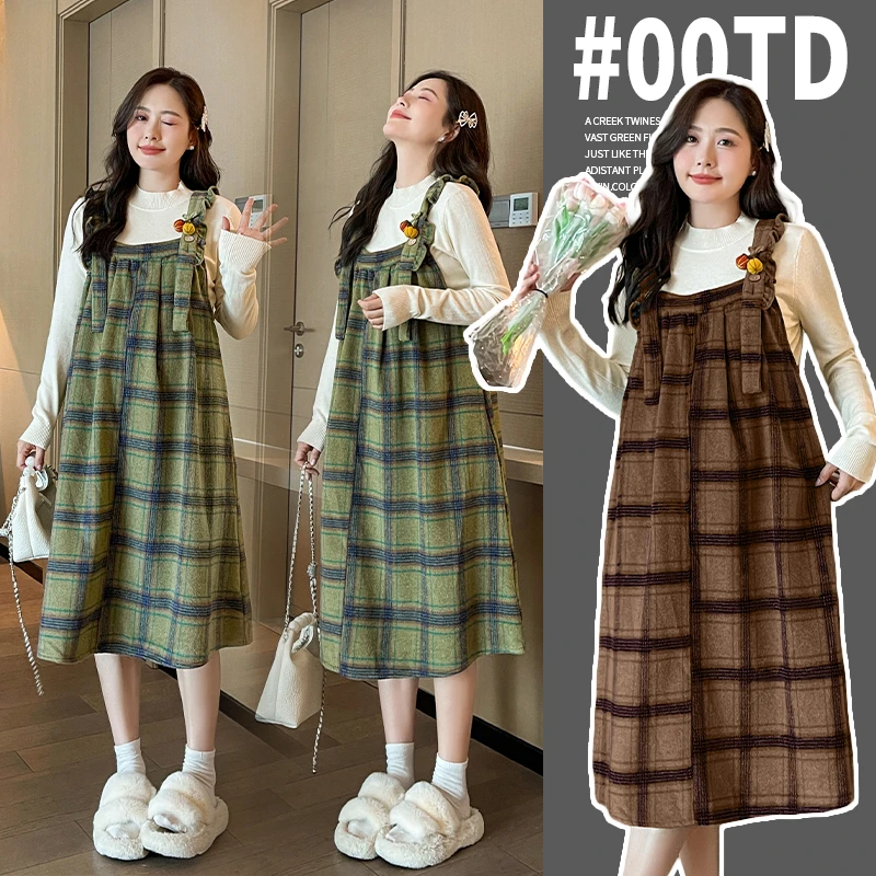 2024网红新款孕妇装秋冬装连衣裙怀孕期妈妈秋季背带裙子打底毛衣