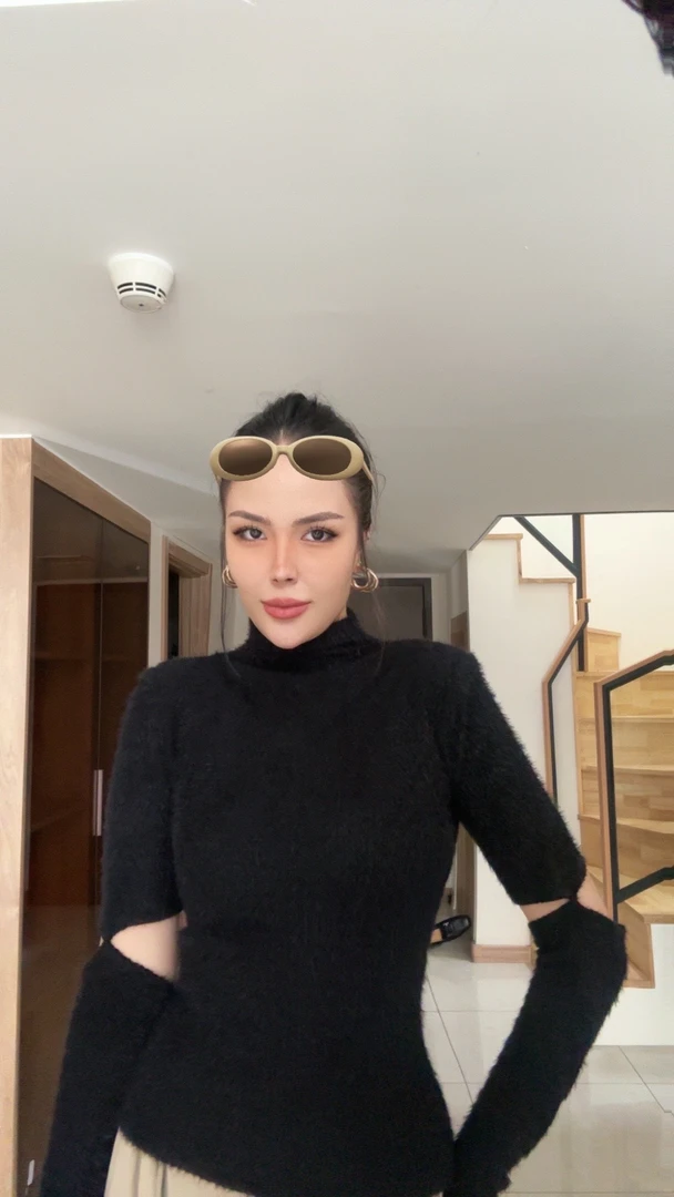 Subinur Tursun 毛感新款打底衫