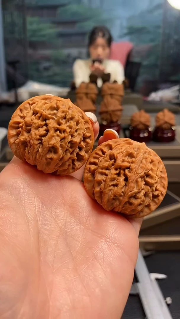 【闪购商品】文玩核桃把件B 603蟠龙纹43