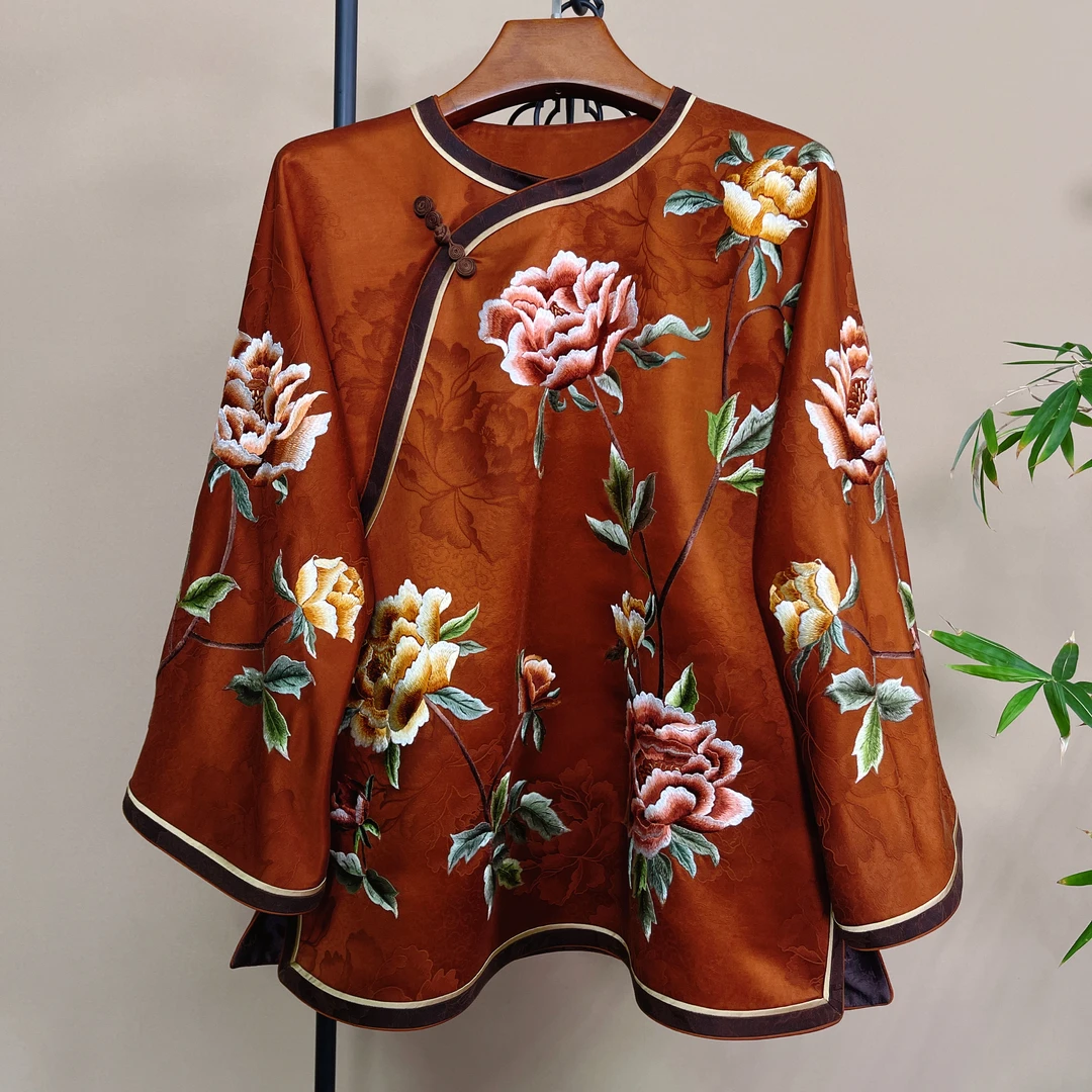 寨优袡新中式复古春秋款重工香云纱手绣非遗绣花上衣