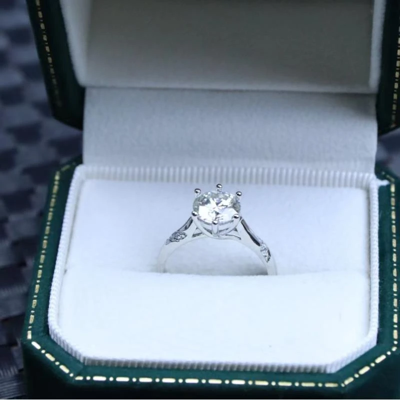 【爱是不随意】璀璨夺目 戒指U3083E