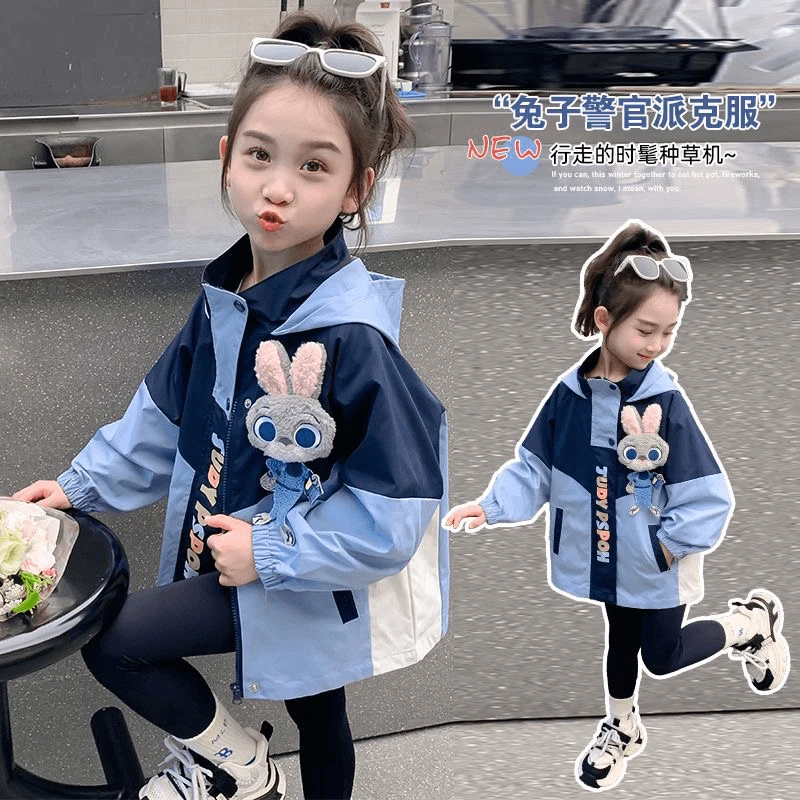 女童外套春秋2025新款洋气儿童警官兔子中大童冲锋衣风衣带帽上衣