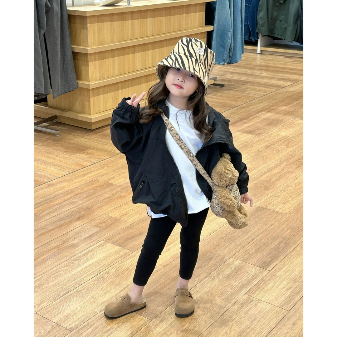 《小婕家》2024春季韩版童装女童立体口袋时尚幼儿园外套瑜伽裤套装