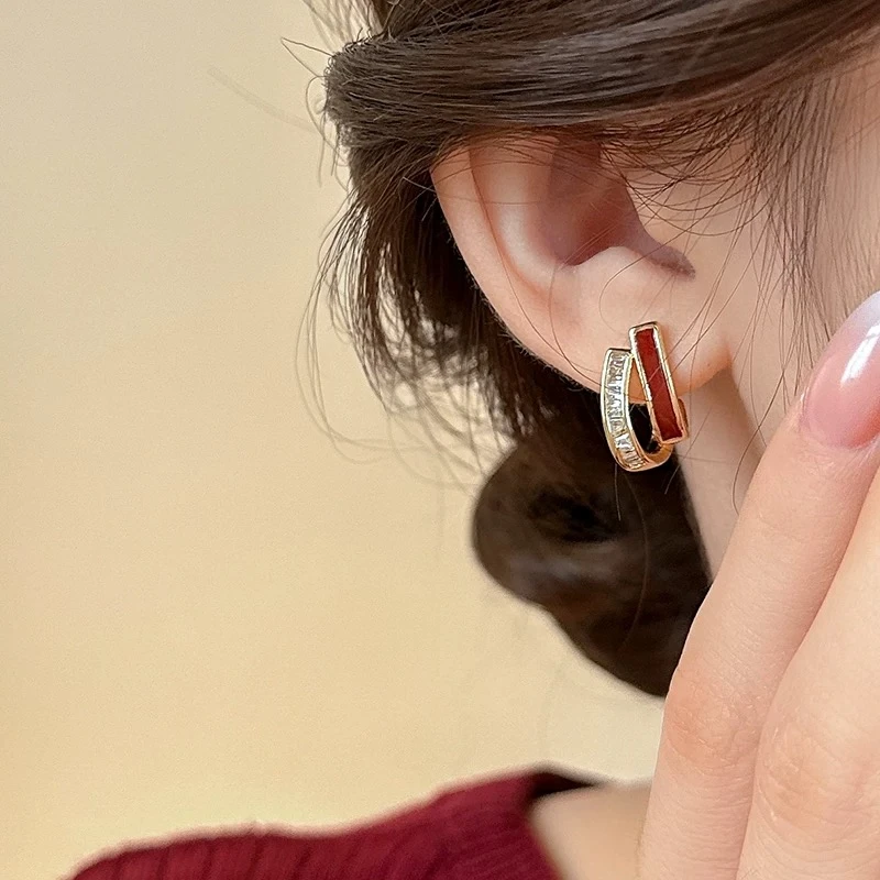 铜合金耳饰 精致百搭曲线微嵌网红爆款耳钉