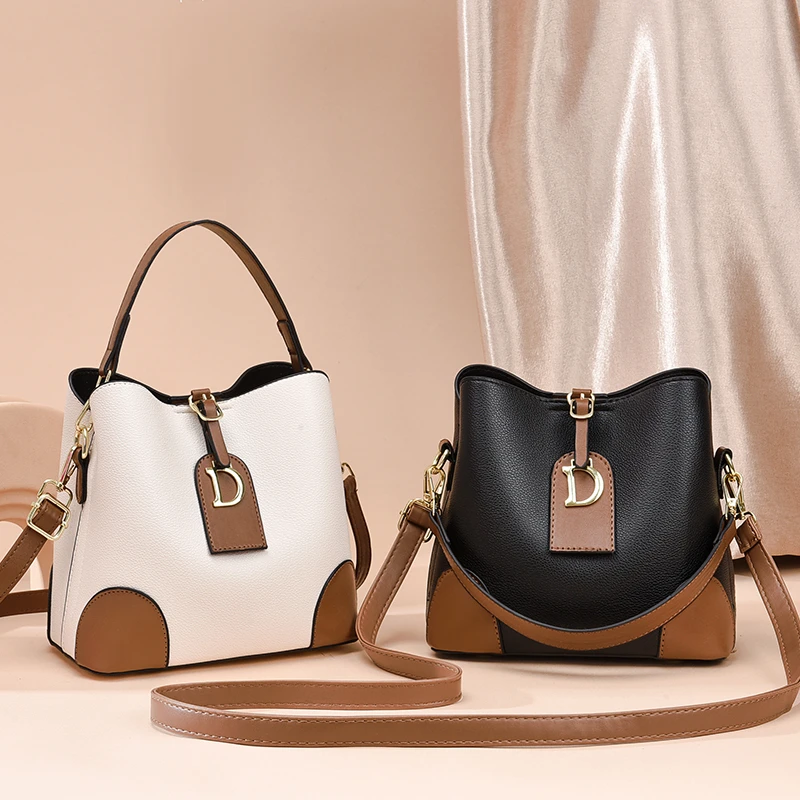 DIXI帝犀2023新款水桶包百搭单肩斜挎女士包大容量秋冬新款水桶包