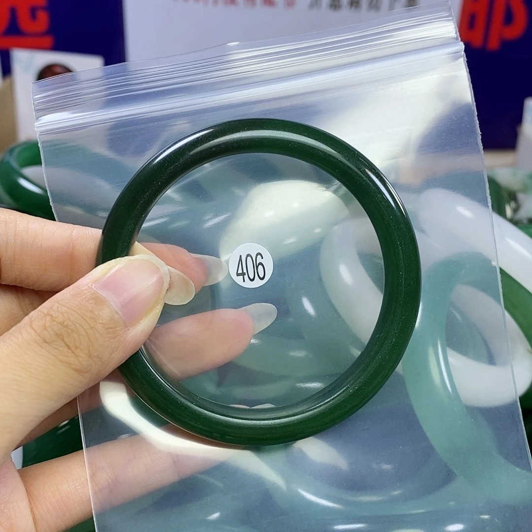 石英质玉手镯未镶嵌57