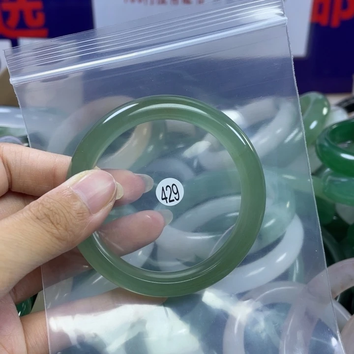 【闪购商品】石英质玉手镯未镶嵌5455