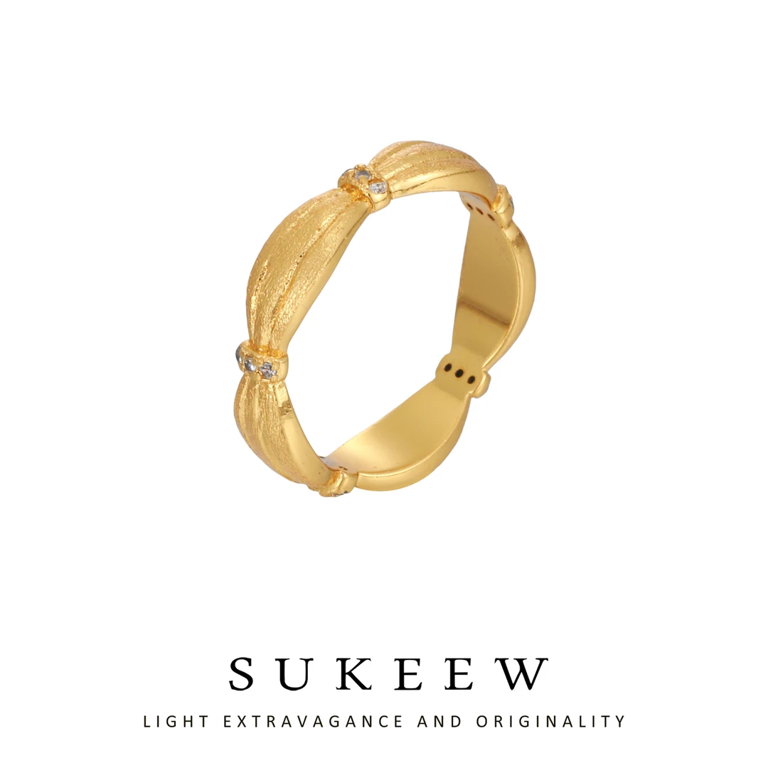 SUKEEW/酥可 铜合金合成锆石戒指 轻奢设计百搭时尚戒指664204