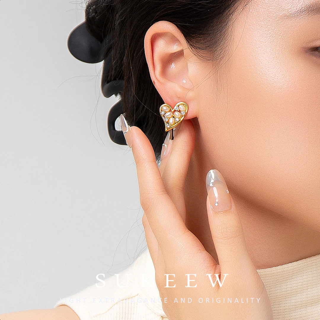 SUKEEW/酥可 铜合金耳饰 气质爱心珠珠镂空时尚耳环081806
