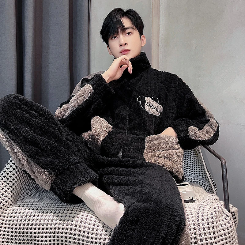 2023秋冬季新款法兰绒长袖男士睡衣大码加厚家居服可外穿保暖套装