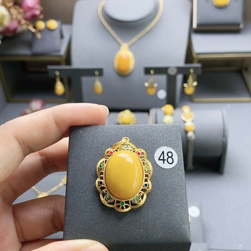 【闪购商品】蜜蜡颈饰未镶嵌小*