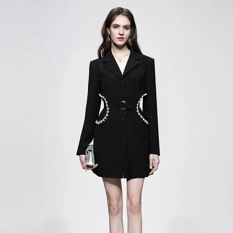 达菲时尚春季设计感OL西装领加垫肩珍珠钻条收腰小A西装裙QC33142