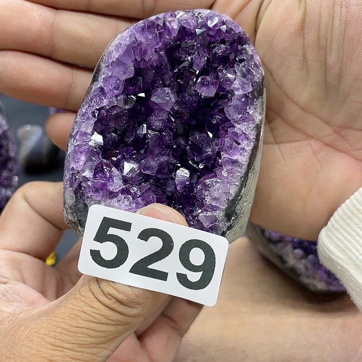紫晶大型摆件（非配饰）未镶嵌
