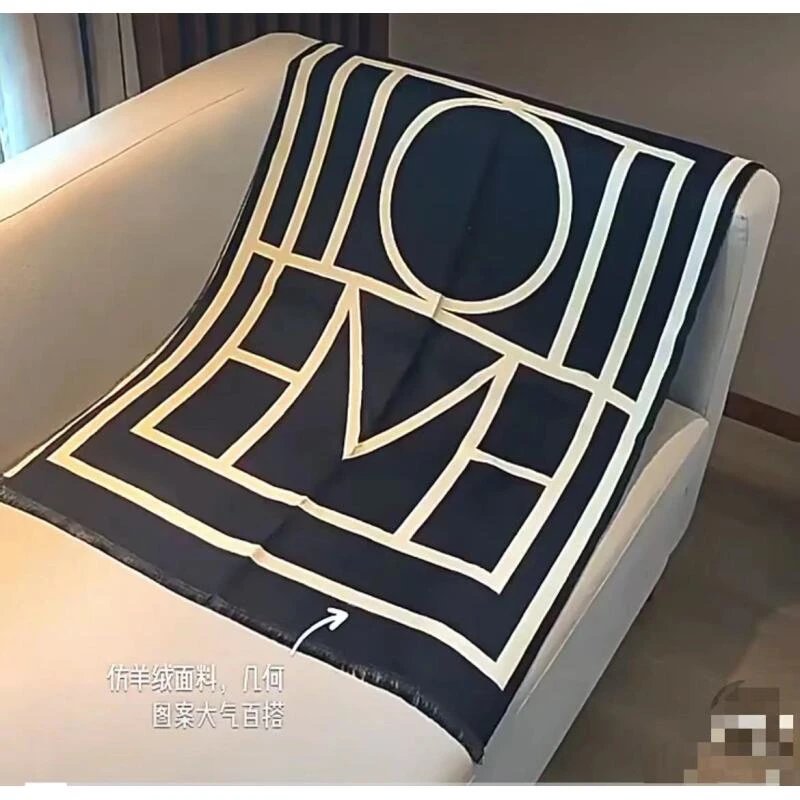 【钱老板推荐】CUOLAI阔莱时尚MLB4408仿羊绒大披肩