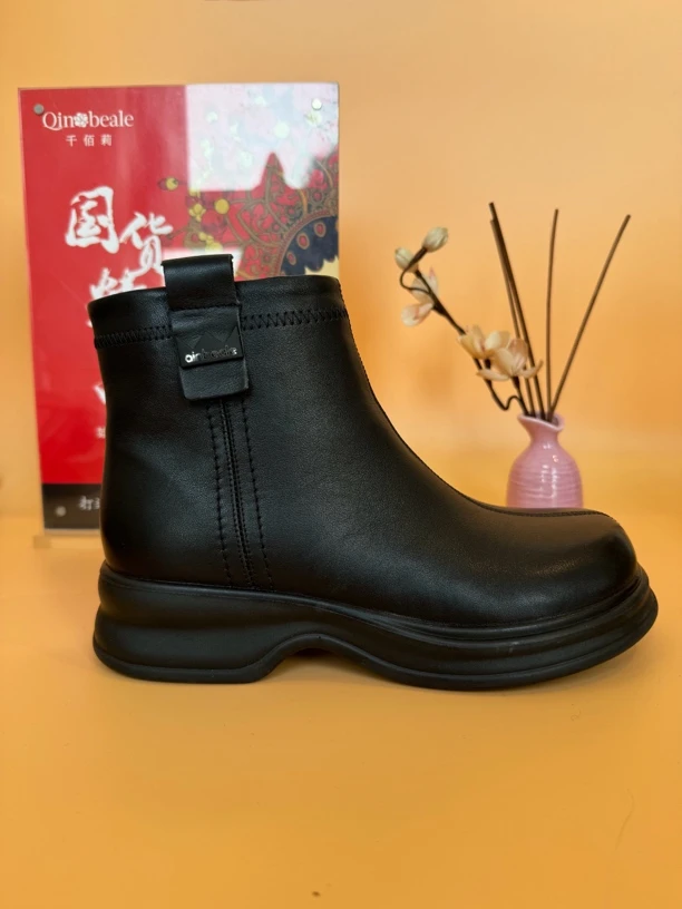 1332真皮圆头软底加绒短靴舒适保暖秋冬必备