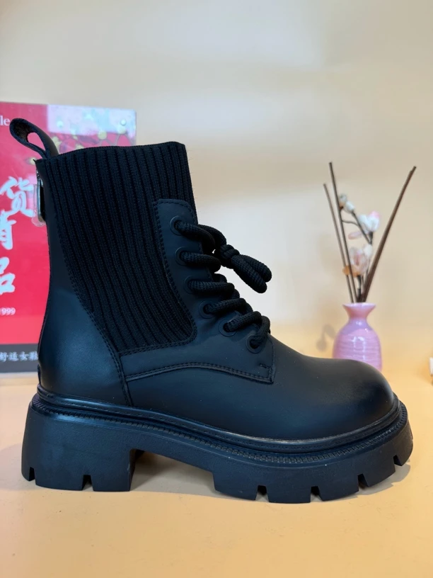 1342冬季韩系绑带弹力袜拼接靴筒增高中厚底女鞋短靴
