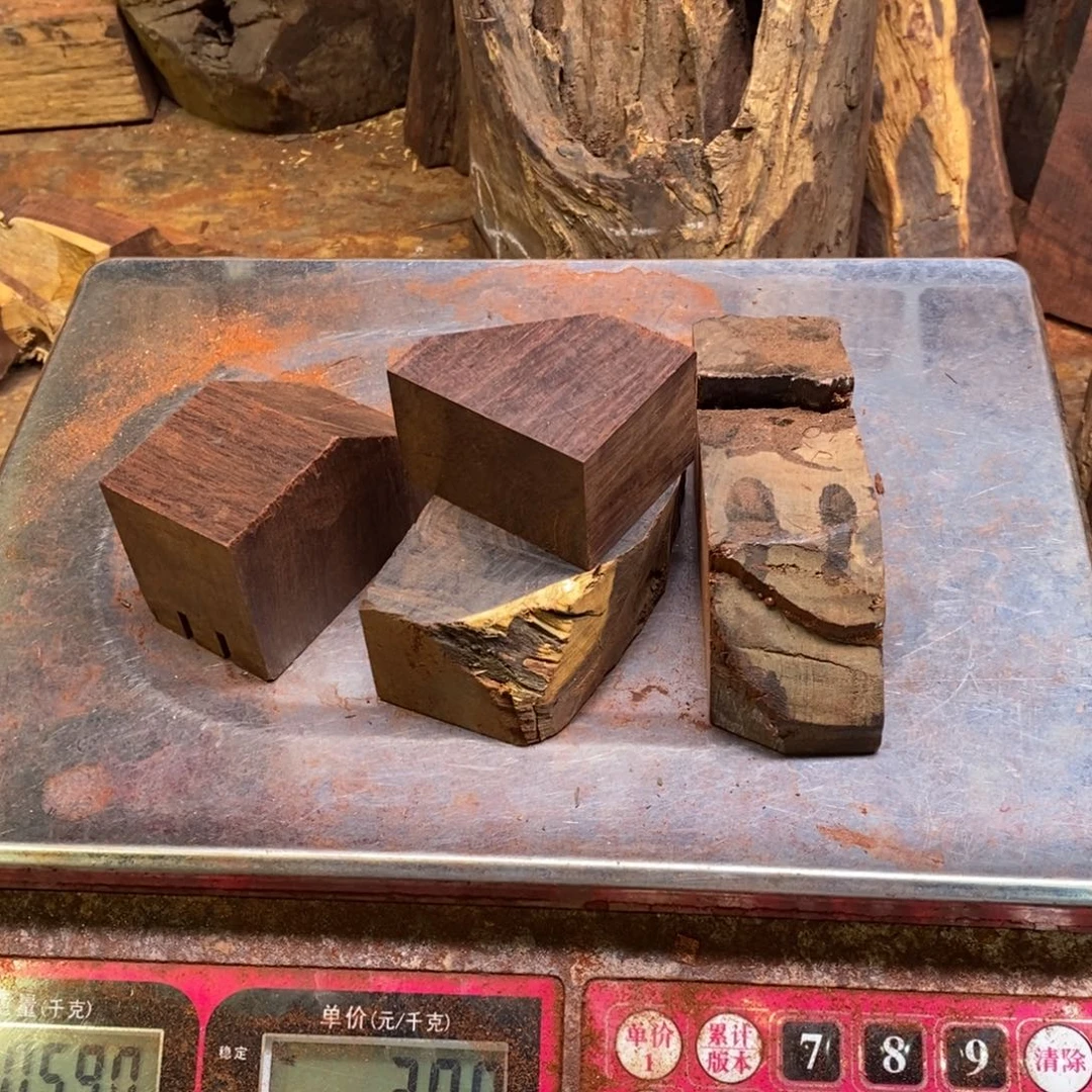 檀香紫檀（小叶紫檀）