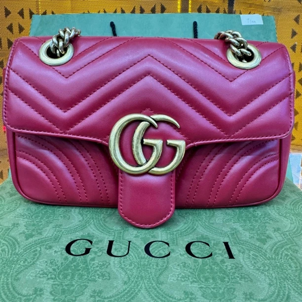 95新 GUCCI/古驰 红色马蒙单肩链条包翻盖/肩包—0549