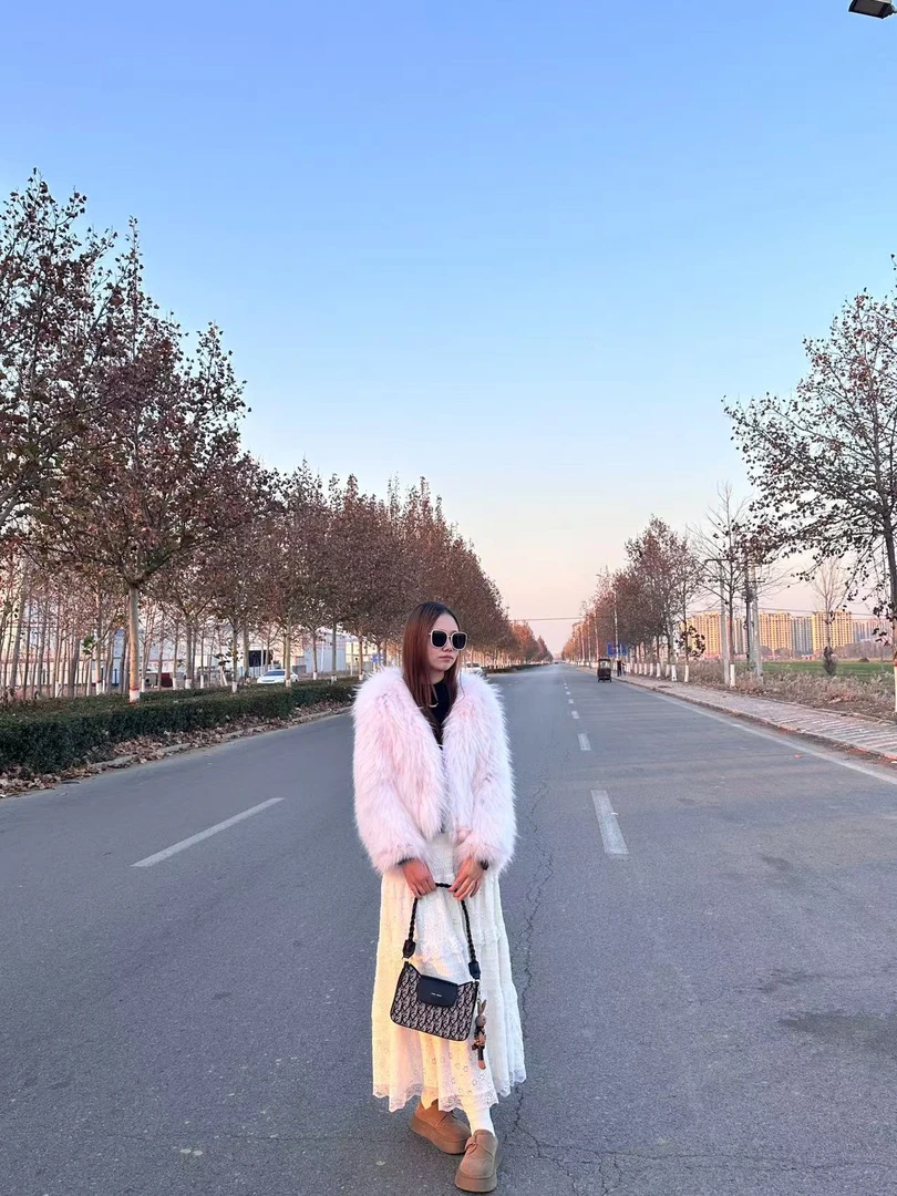 时尚百搭貉子毛编织皮草外套秋冬保暖大V领