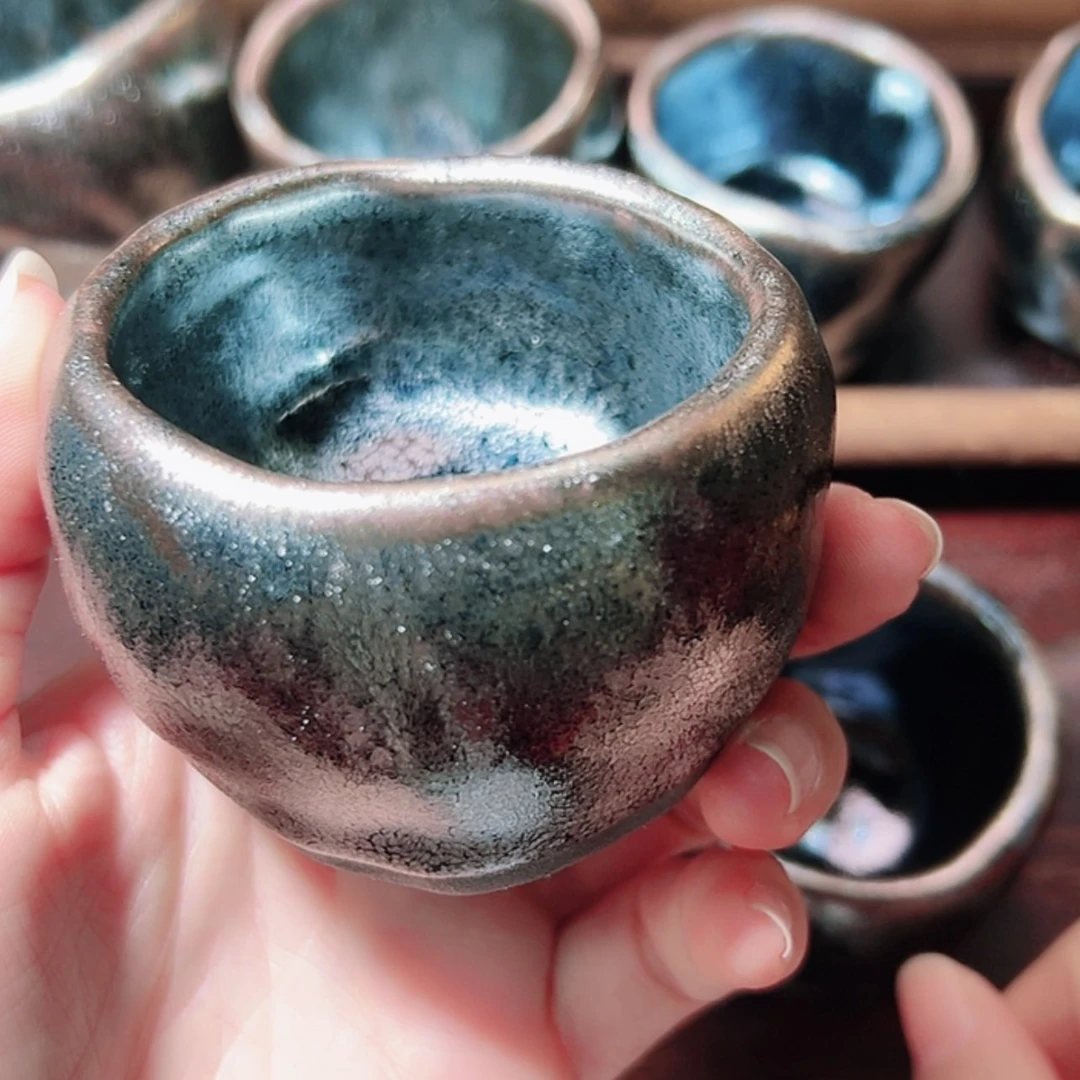 【闪购商品】瓷摆件哎**?