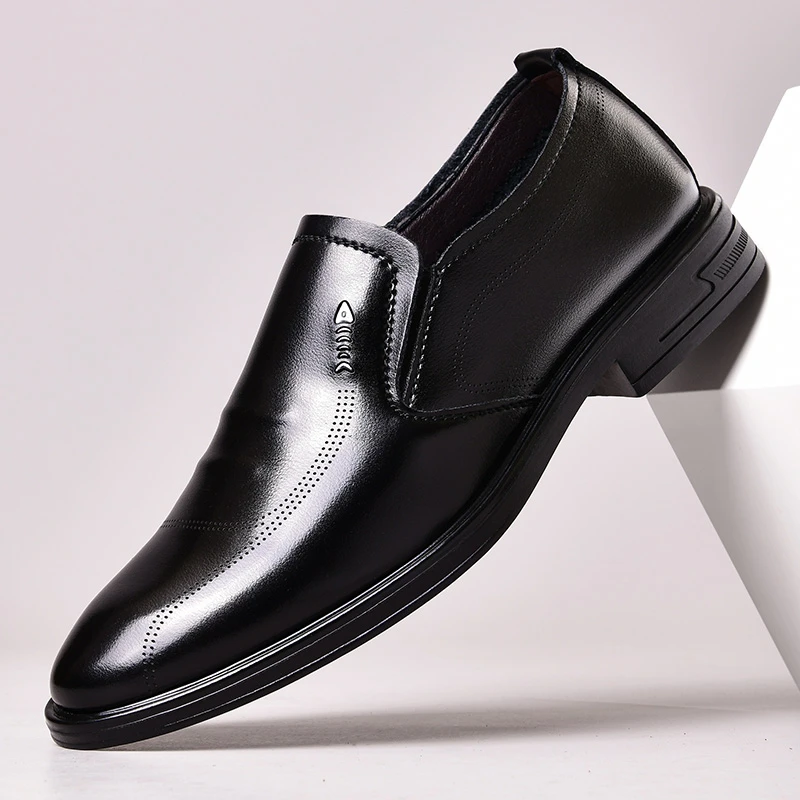 2024年新款男鞋商务休闲男皮鞋经典百搭软皮软底爸爸鞋时尚皮鞋男