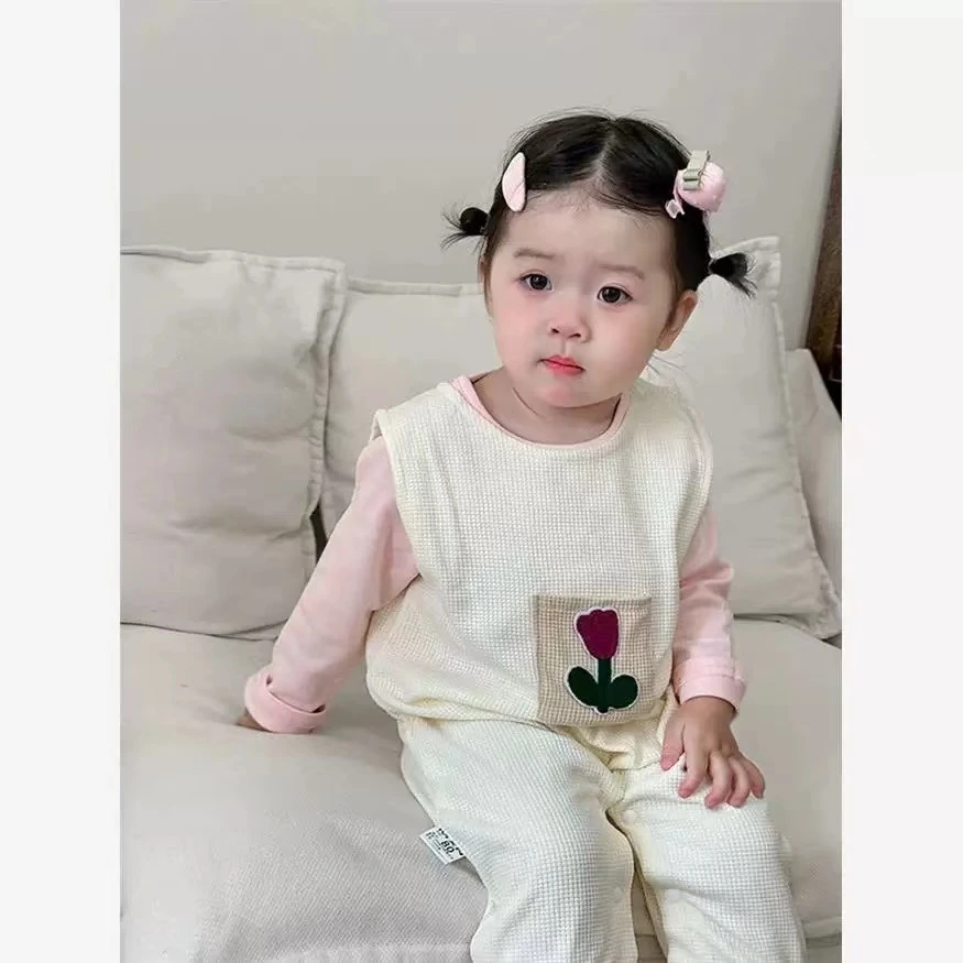 婴儿春秋款衣服长袖公主女宝宝分体套装百天可爱春秋郁金香两件套