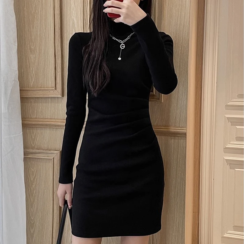 气质内搭紧身黑色包臀裙打底连衣裙女秋冬配大衣2025修身显瘦黑色