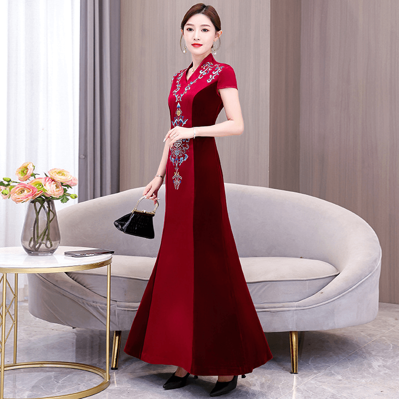 婚宴礼服女走秀裙丝绒鱼尾裙结婚高贵妈妈敬酒服复古轻礼服长裙