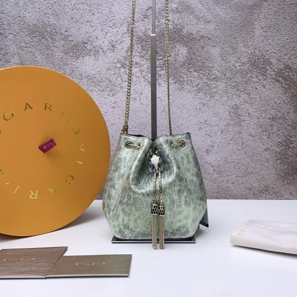 妃鱼/宝格丽/95新/包包/市场价33800/241101MM0019