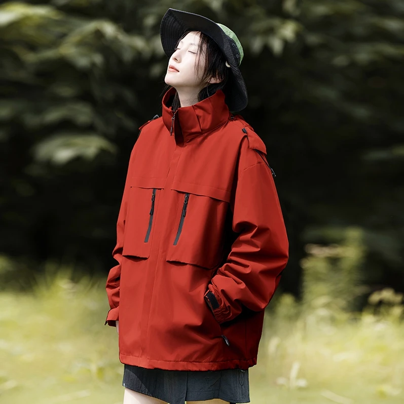 【科技新款】】秋冬季户外运动情侣冲锋衣透气登山徒步防水防暴雨