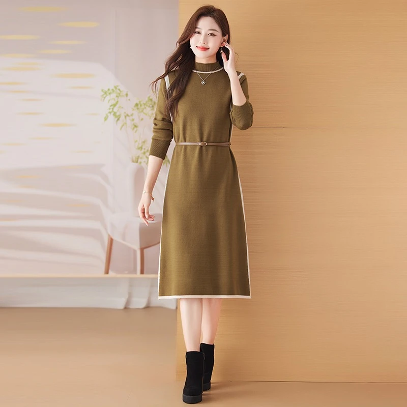 法式拼色针织连衣裙女秋冬季新款显瘦半高领中长款羊毛打底毛衣裙