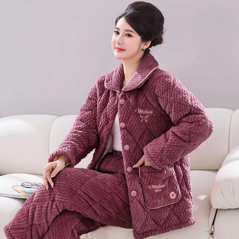 睡衣女秋冬季珊瑚绒三层夹棉加厚保暖加绒中老年家居服妈妈冬天款
