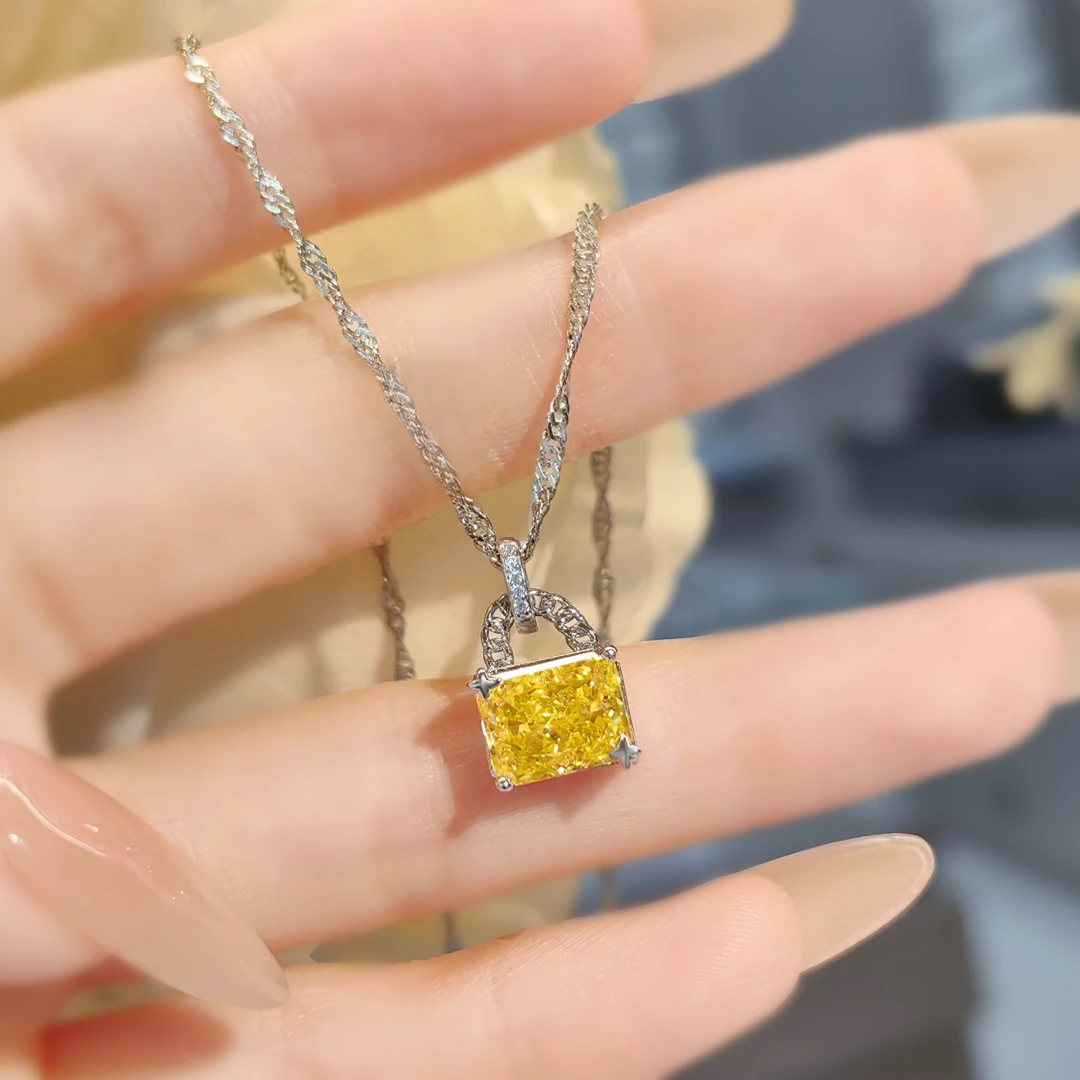 合金合成锆石吊坠 莉莉安 捡漏轻奢吊坠项链气质百搭时尚