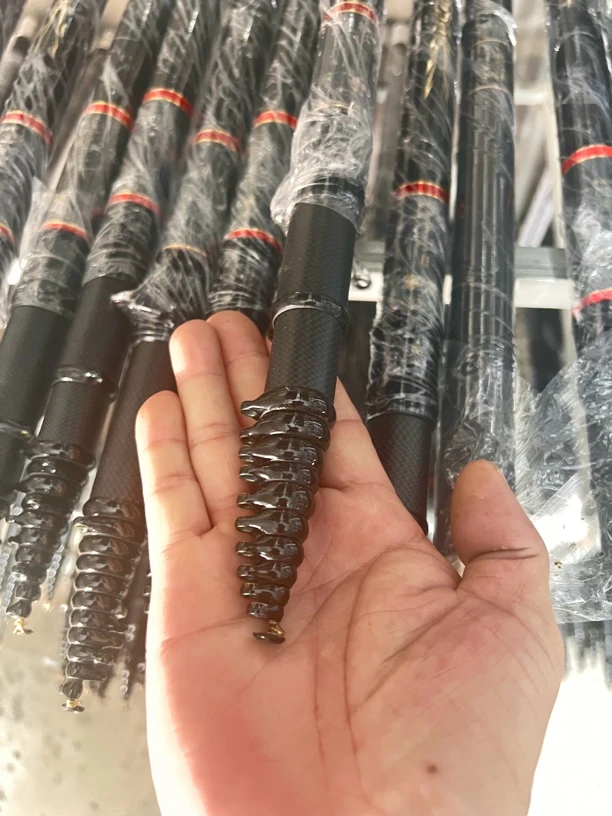 工厂直销手工制作3.9米远抛路滑矶钓竿19调28调滑漂竿谷麦竿轻硬