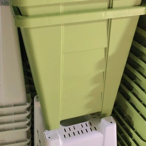 红陶20CM（含）-50CM（不含）26口绿方无托微瑕4个