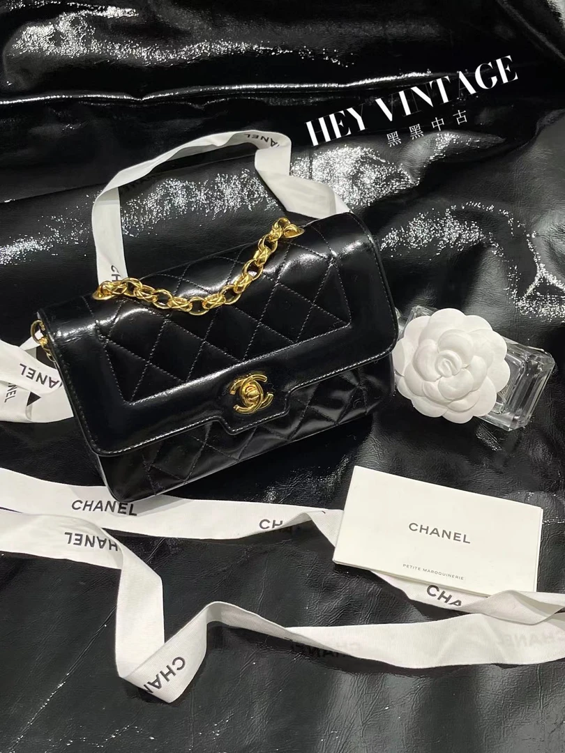 95新 Chanel/香奈儿 Chanel 黑金漆皮雕花链 戴妃包  6311880