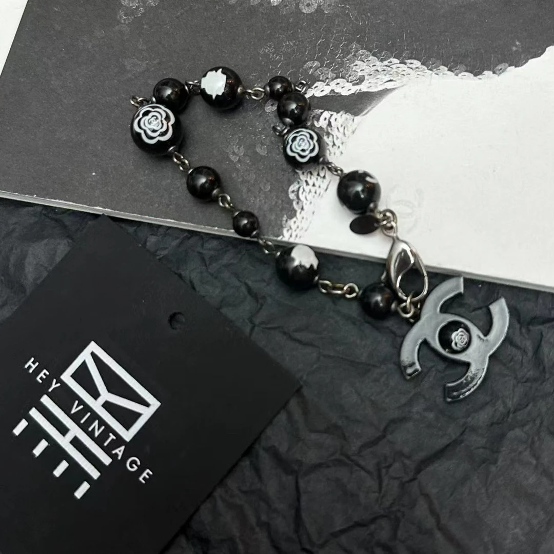 95新  CHANEL 四叶草涂鸦双C手链 4621199