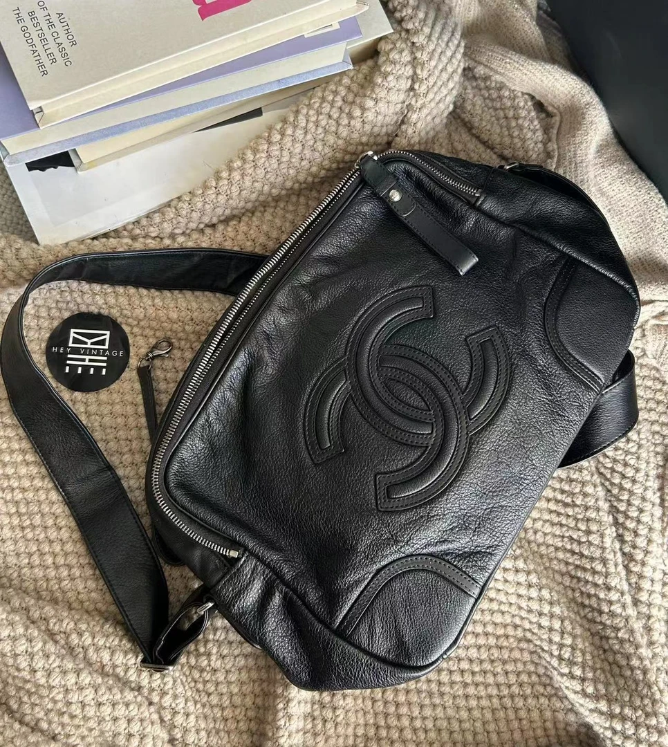 95新 Chanel/香奈儿 黑银运动方标邮差包 30cm 10084715