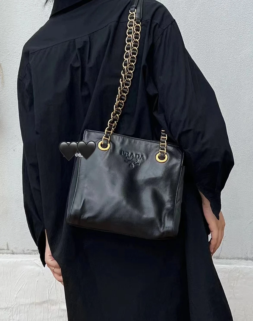 95新 Prada/普拉达 Prada黑金全皮降落伞包 24cm 8813652