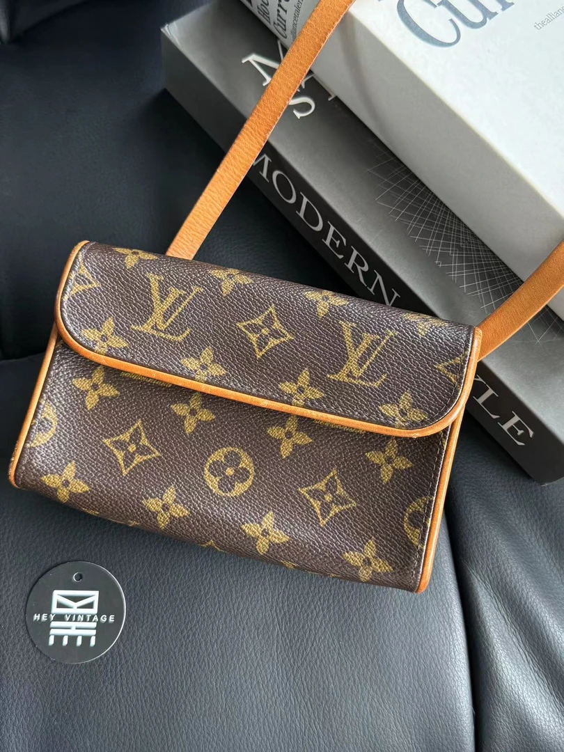 95新 LouisVuitton/路易威登 腰包 16cm 9436908