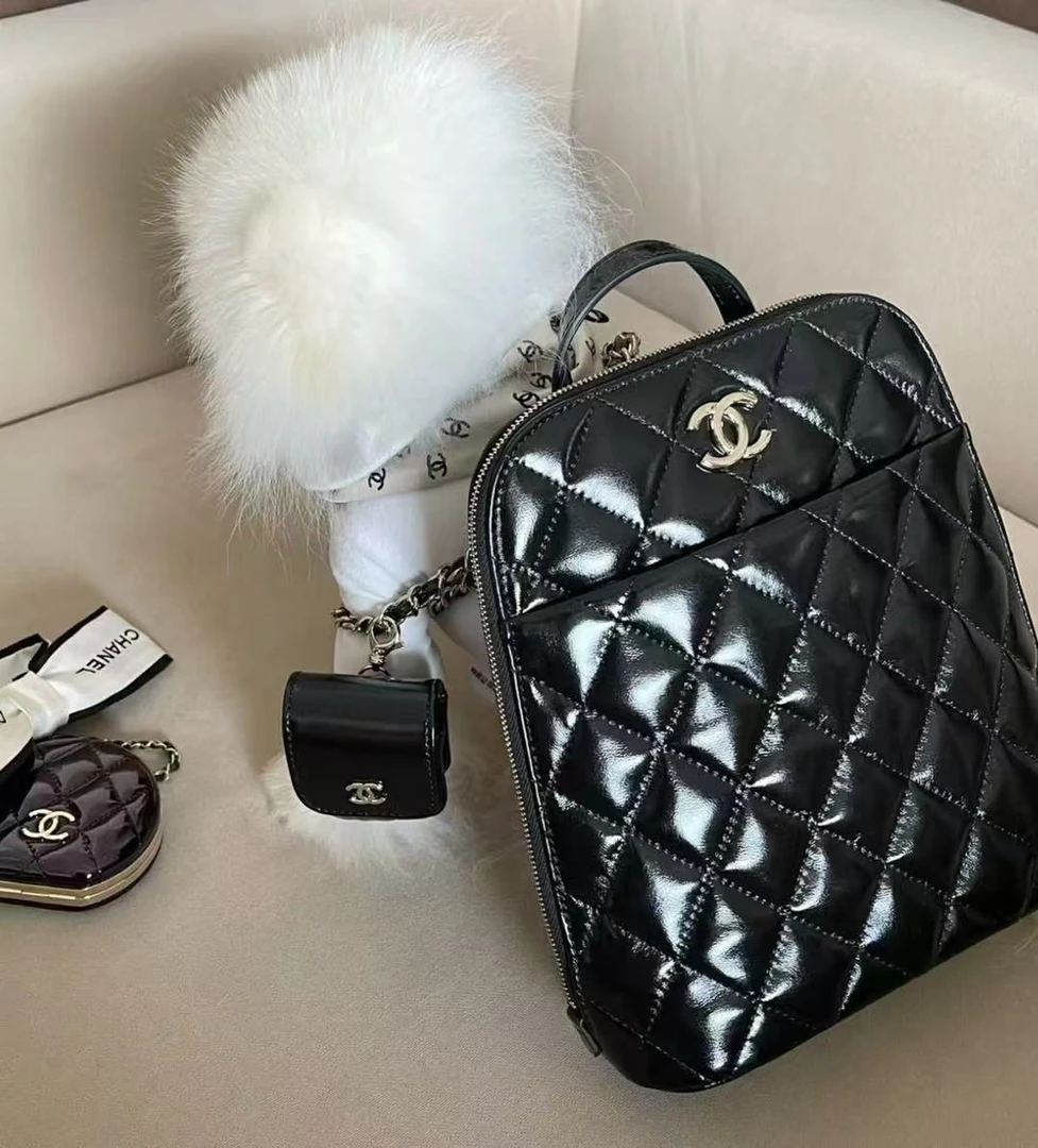 99新 Chanel/香奈儿 黑金油蜡贝壳双子星双肩包  21cm 11162562