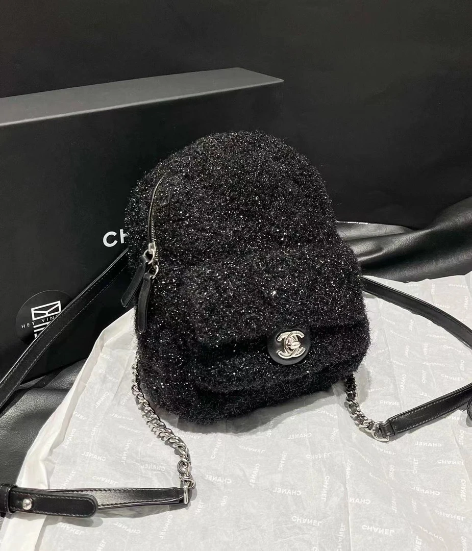 95新  黑黑中古/Chanel 黑银金丝线mini双肩包 24开 19cm 6484784