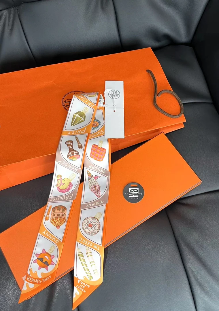全新未使用 Hermes/爱马仕   橙色冰淇淋twilly丝巾  8643352