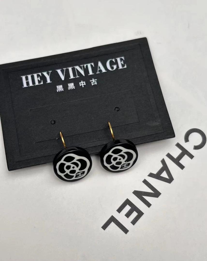 95新  黑黑中古/chanel 山茶花耳钉 6667457