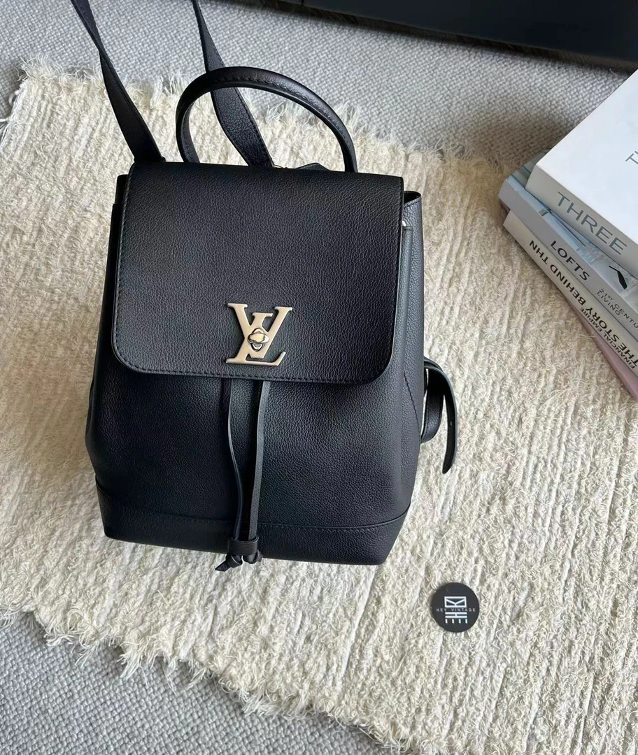 99新 LouisVuitton/路易威登 lockme全皮黑银双肩包 9162090