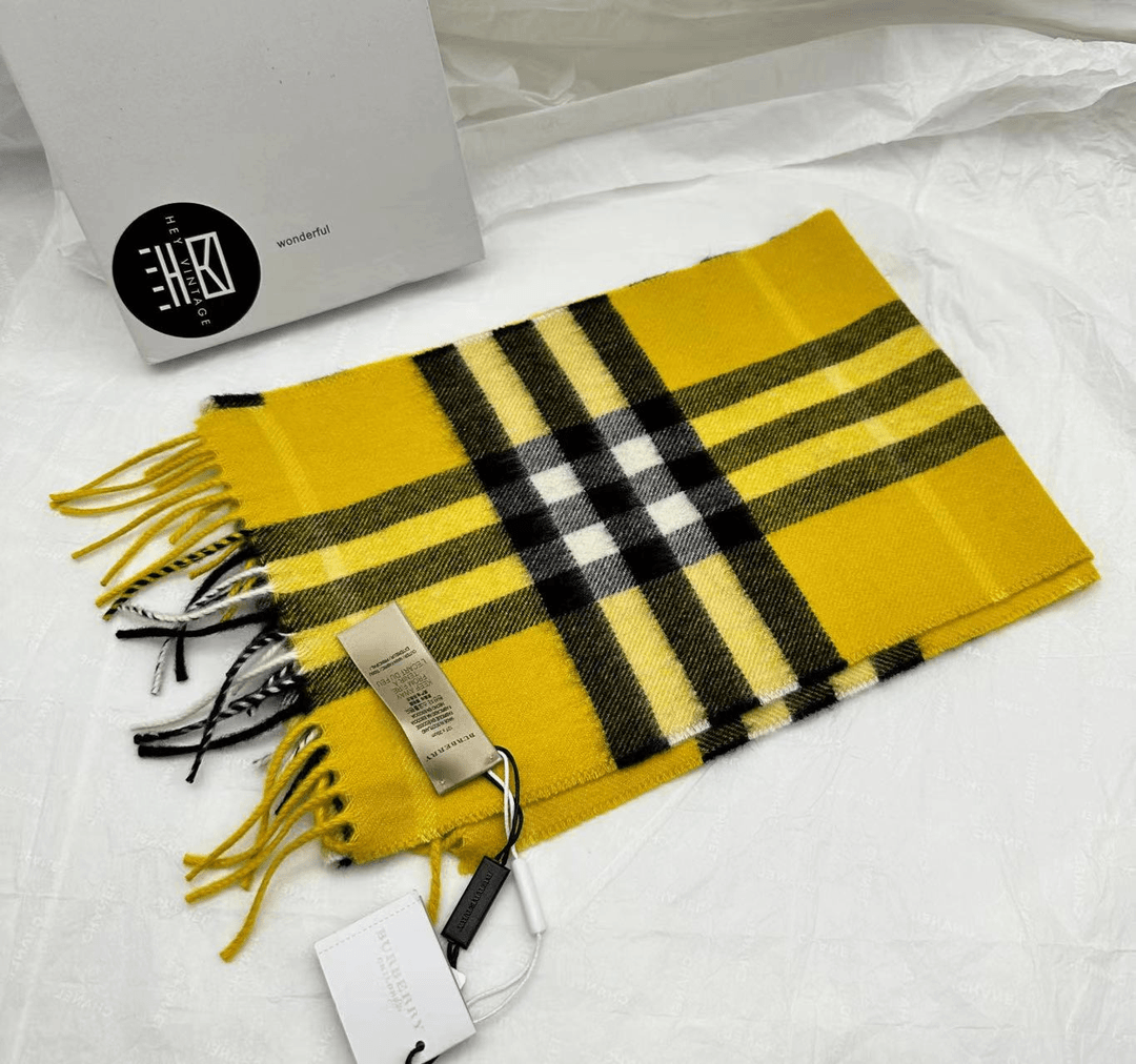 全新未使用  黑黑中古/ BBR 黄色格纹围巾 2744590