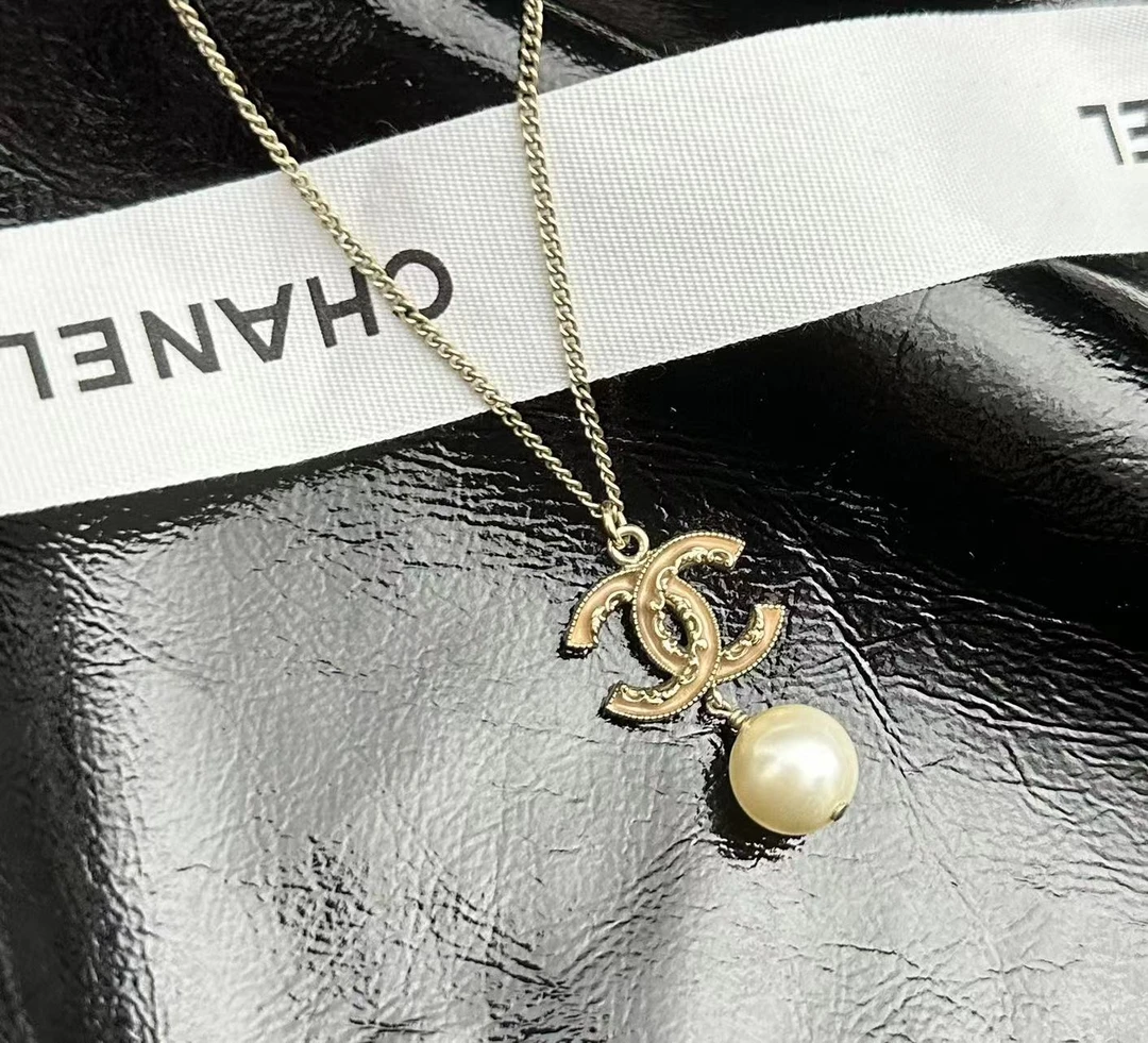 95新  黑黑中古/chanel 珐琅双C珍珠项链